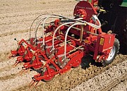 Продам пневматическую 4 рядную сеялку точного высева