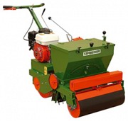 Сеялка ручная для газонной травы самоходная